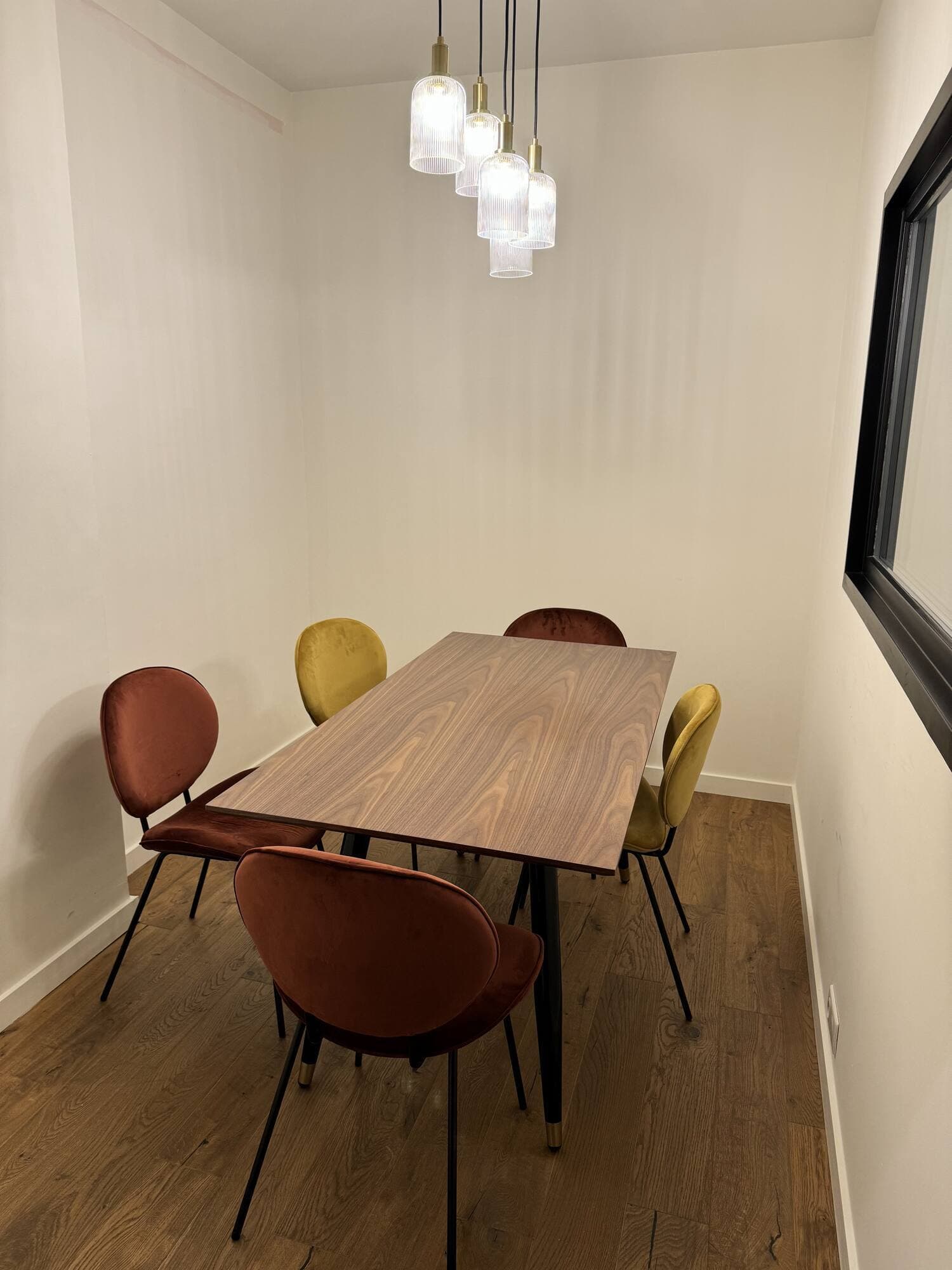 A meeting room in the cowork